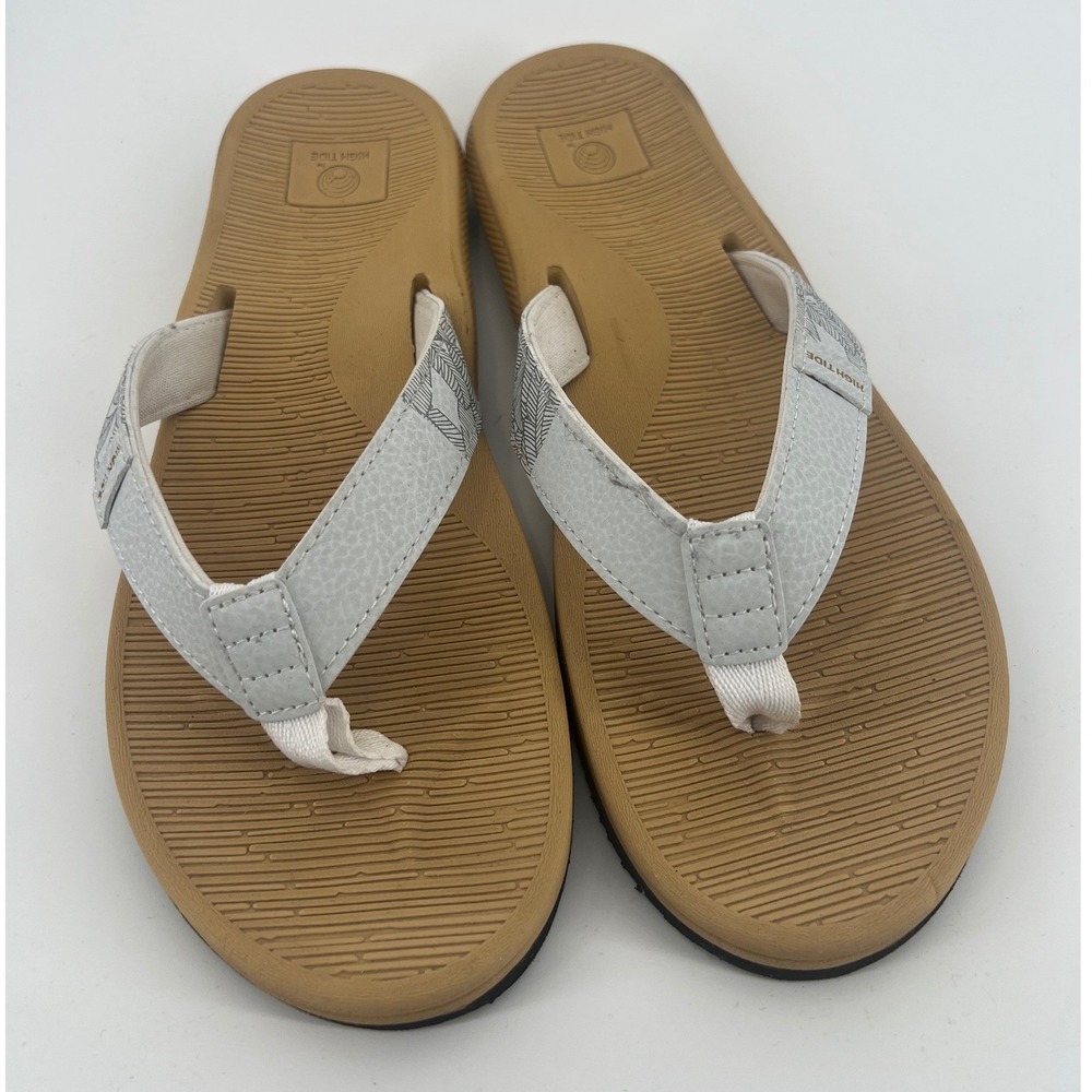 High Tide Womens Flip Flop Sandals Gray Tropical Print Straps Tan Size 11
